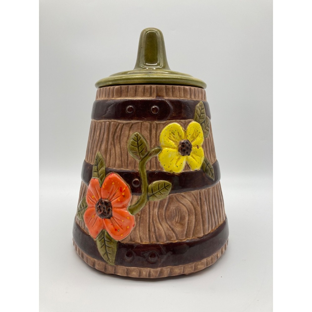 Vintage 1974 Ceramic Butter Churn Cookie Jar Yellow Orange Daisy Barrel 1970s